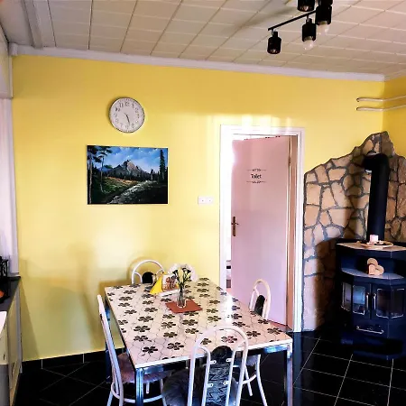 Apartament Szandra Vendeghaz *