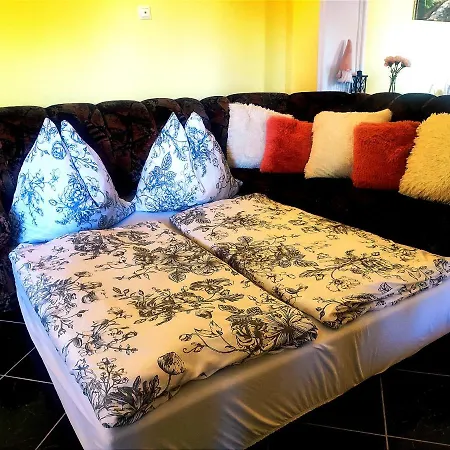 Szandra Vendeghaz Apartment