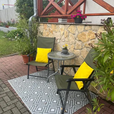 Apartment Szandra Vendeghaz *