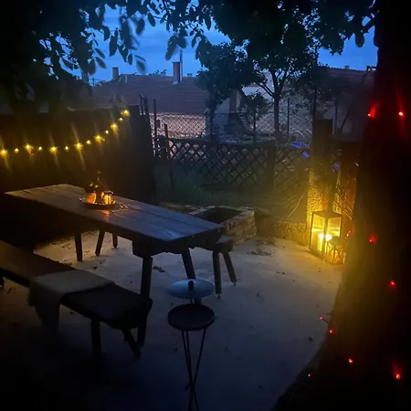 Apartament Szandra Vendeghaz Osku